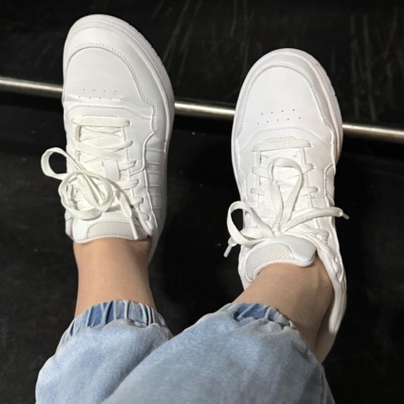 Adidas white sneakers - Picture 2 of 13